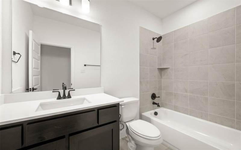 135 Hollingsworth Lane, Oak Leaf, TX 75154, 5 Habitaciones Habitaciones , ,5 BañosBaños,Residential,En Venta,135 Hollingsworth Lane,20744227