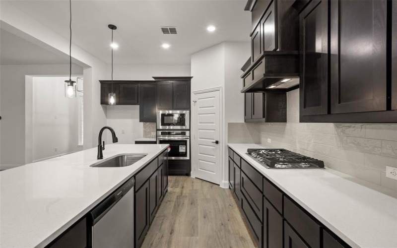 135 Hollingsworth Lane, Oak Leaf, TX 75154, 5 Habitaciones Habitaciones , ,5 BañosBaños,Residential,En Venta,135 Hollingsworth Lane,20744227