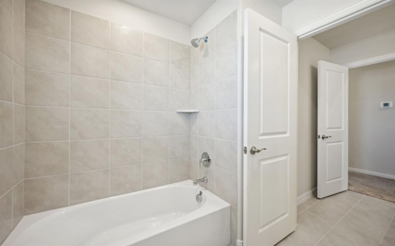 1317 Los Olmos Lane, Crandall, TX 75114, 5 Bedrooms Bedrooms, ,3 BathroomsBathrooms,Residential,For Sale,1317 Los Olmos Lane,20732124