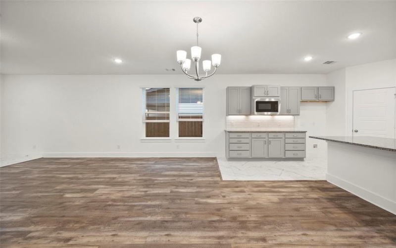 10851 Eva Mae Boulevard, Grand Prairie, TX 76065, 3 Habitaciones Habitaciones , ,2 BañosBaños,Residential,En Venta,10851 Eva Mae Boulevard,20732324
