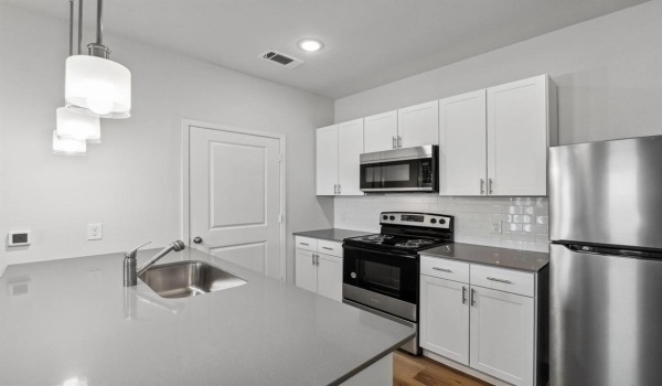 901 S FM 1417 #E305, Sherman, TX 75092, 1 Bedroom Bedrooms, ,1 BathroomBathrooms,Residential Lease,For Rent,901 S FM 1417,20732382