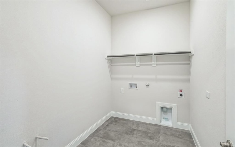 1210 Olive Drive, Mansfield, TX 76063, 5 Habitaciones Habitaciones , ,5 BañosBaños,Residential,En Venta,1210 Olive Drive,20732787